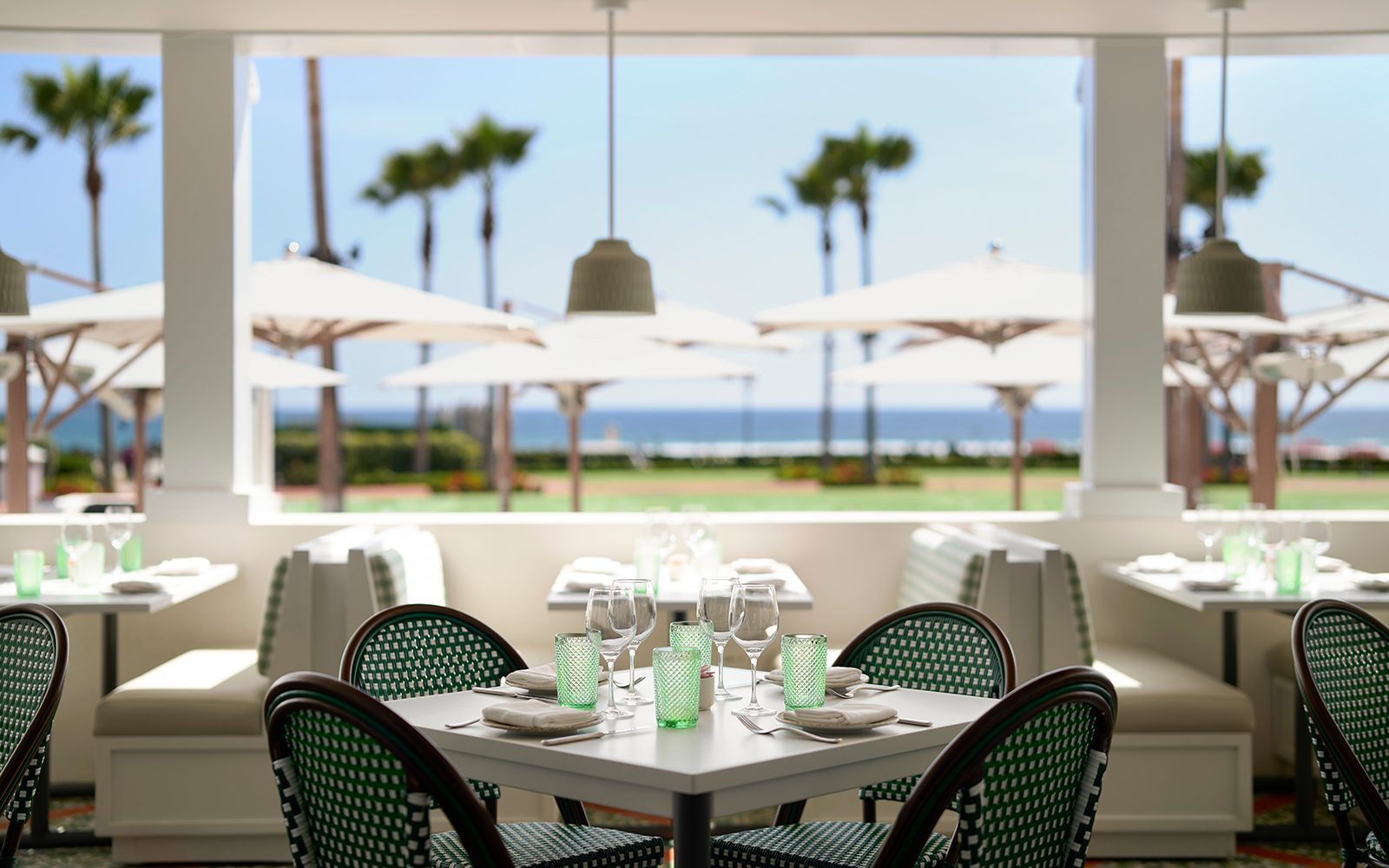 Veranda restaurant's ocean-view terrace at Hotel del Coronado