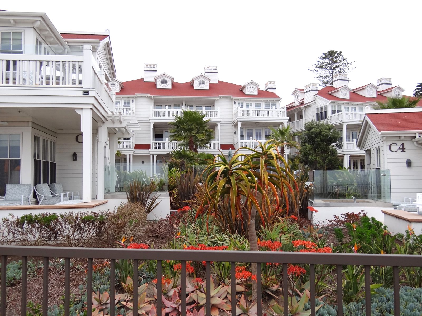 Beach Village cottages on the sand at Hotel del Coronado
